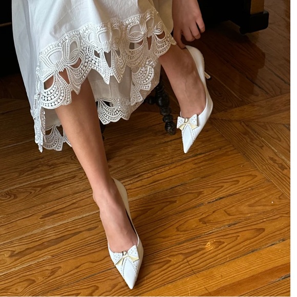 Christian Dior White/Black Leather And Patent Studded pumps - Picture 14 of 15